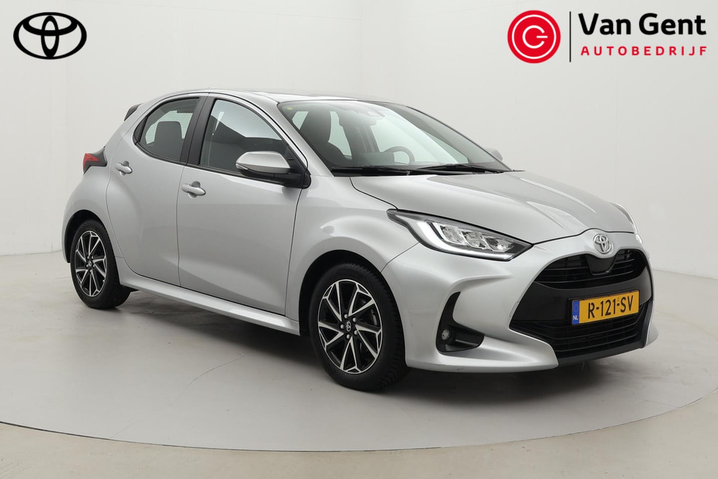 Toyota Yaris - 1.5 VVT-i Dynamic | Trekhaak | Navigatie | Apple Carplay / Android Auto | Adaptive Cruise - AutoWereld.nl