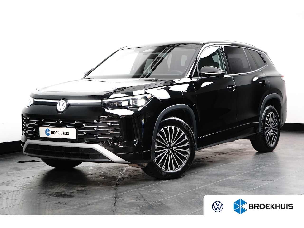 Volkswagen Tayron - 1.5 eHybrid 272PK Elegance | Full-LED koplampen | Rondomzicht camera | Trekhaak elektrisch - AutoWereld.nl