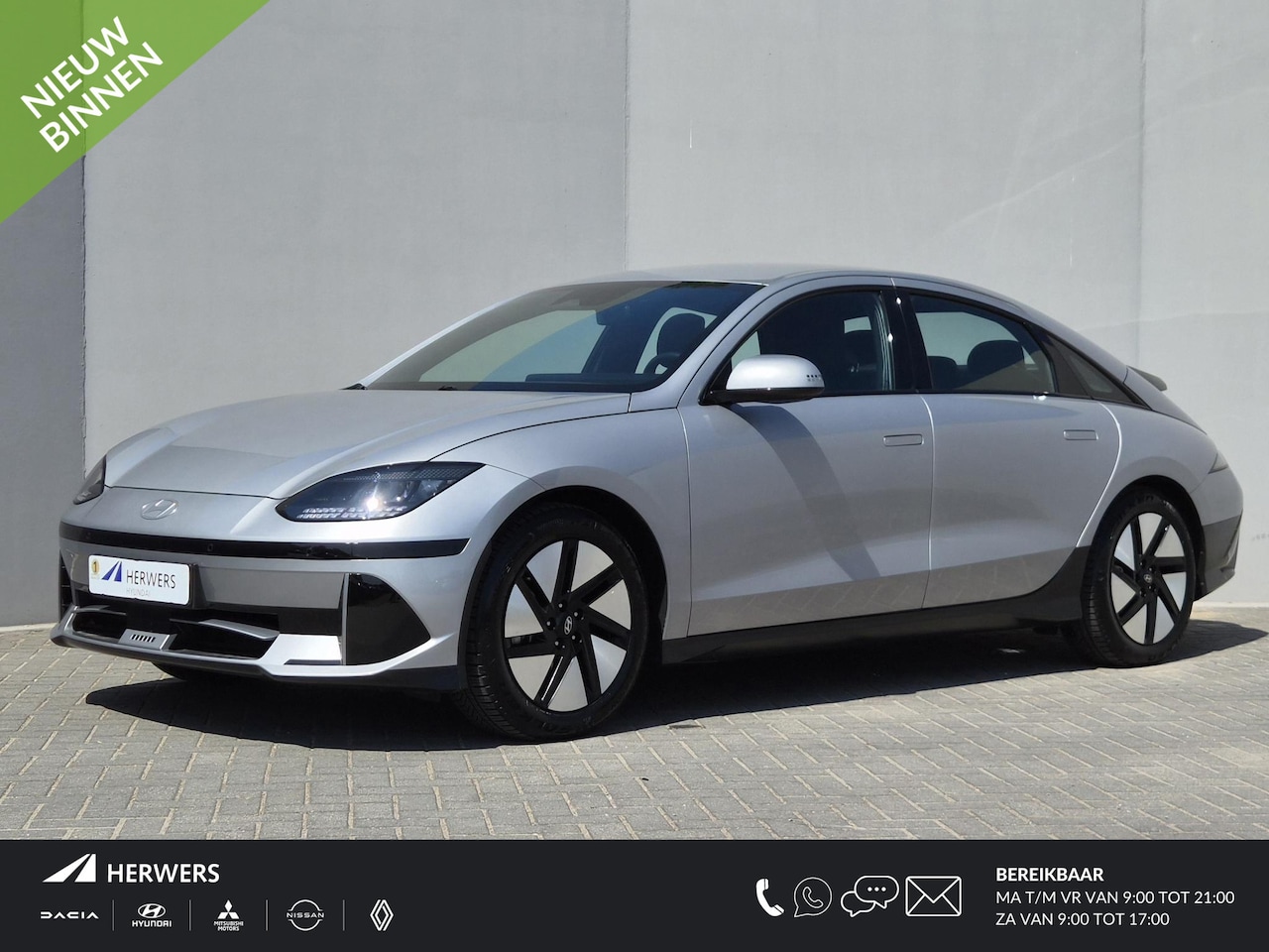 Hyundai IONIQ 6 - Connect 77.4 kWh / Fabrieksgarantie tot 04-2029 / Dealer onderhouden / CCS snelladen / All - AutoWereld.nl