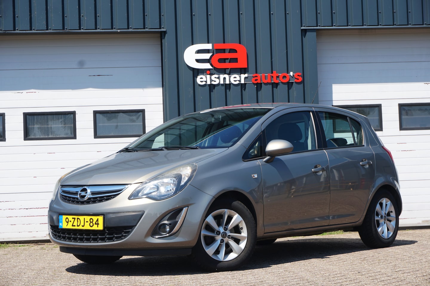 Opel Corsa - 1.2-16V Berlin | 5 DEURS | AIRCO | CRUISE | 61.000 KM | - AutoWereld.nl