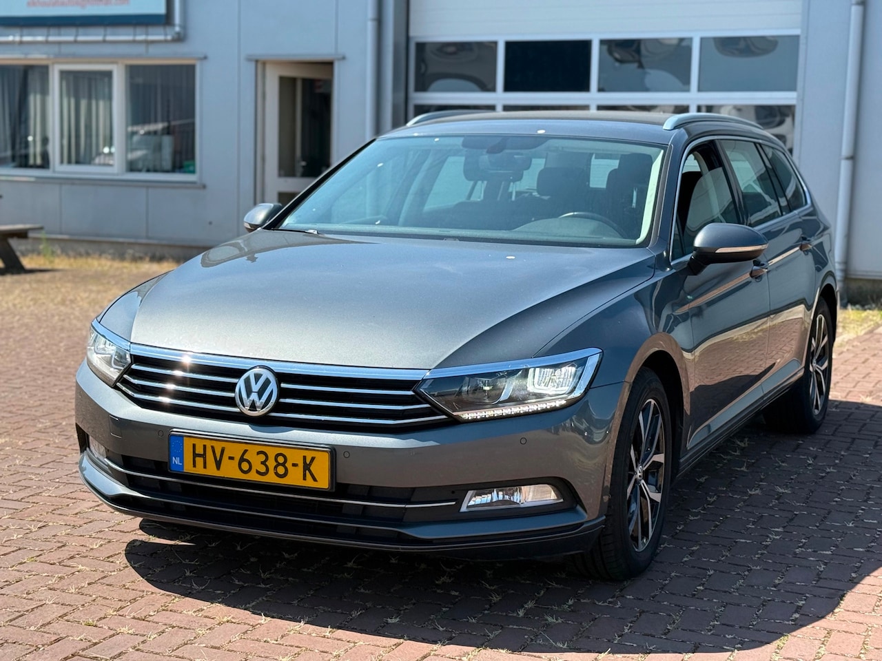 Volkswagen Passat Variant - 1.6 TDI Business Edition Export - AutoWereld.nl