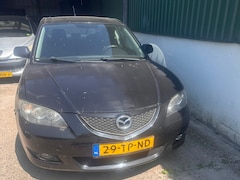 Mazda 3 - 3 1.6 Touring
