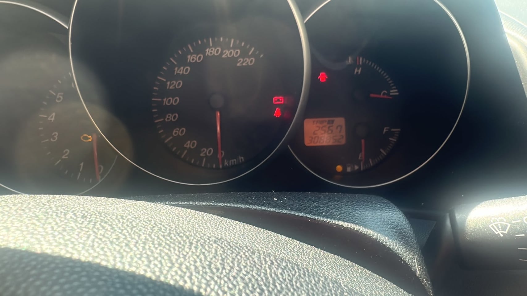 Mazda 3 - 1.6 Touring 1.6 Touring - AutoWereld.nl