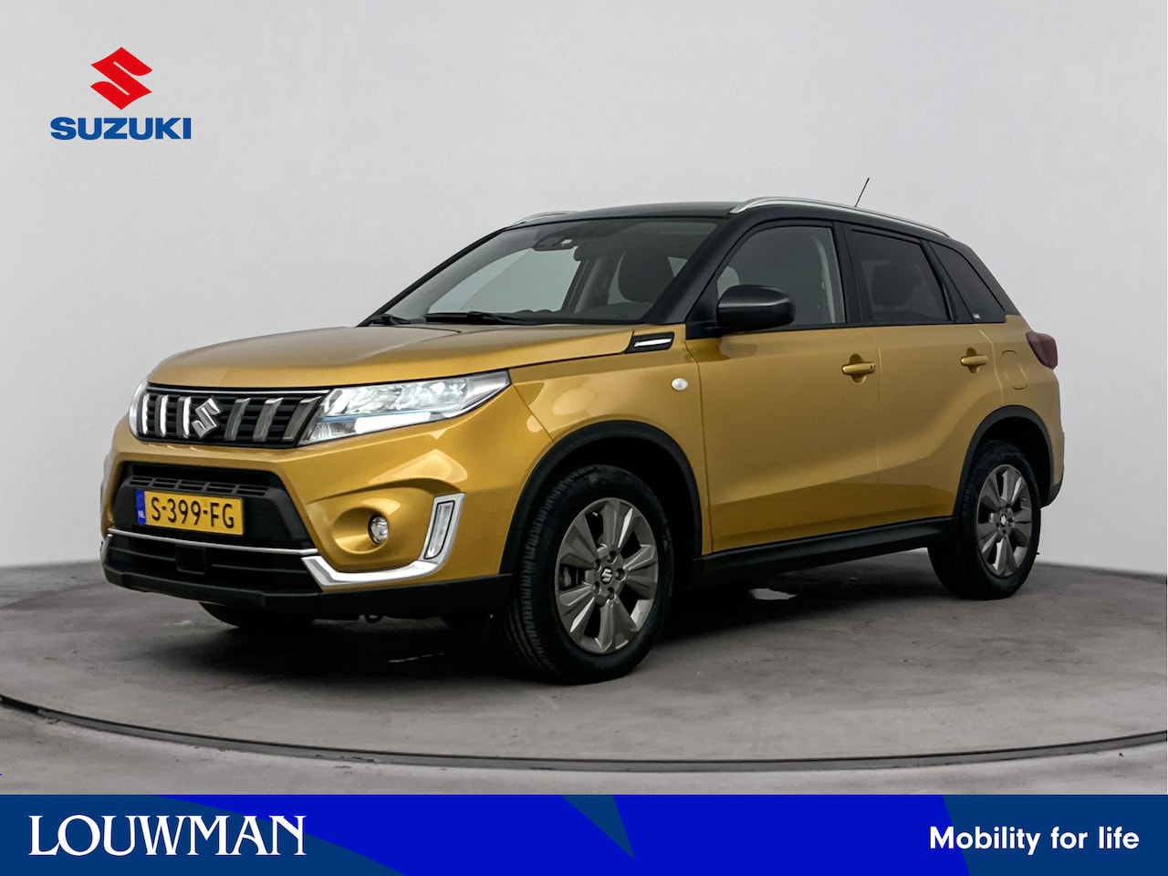 Suzuki Vitara - 1.5 Hybrid Select Automaat | Stoelverwarming | Navigatie | - AutoWereld.nl