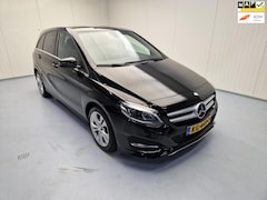 Mercedes-Benz B-klasse - 180 Ambition Automaat Navi Ecc Cruise Control Alu Pdc Trekhaak
