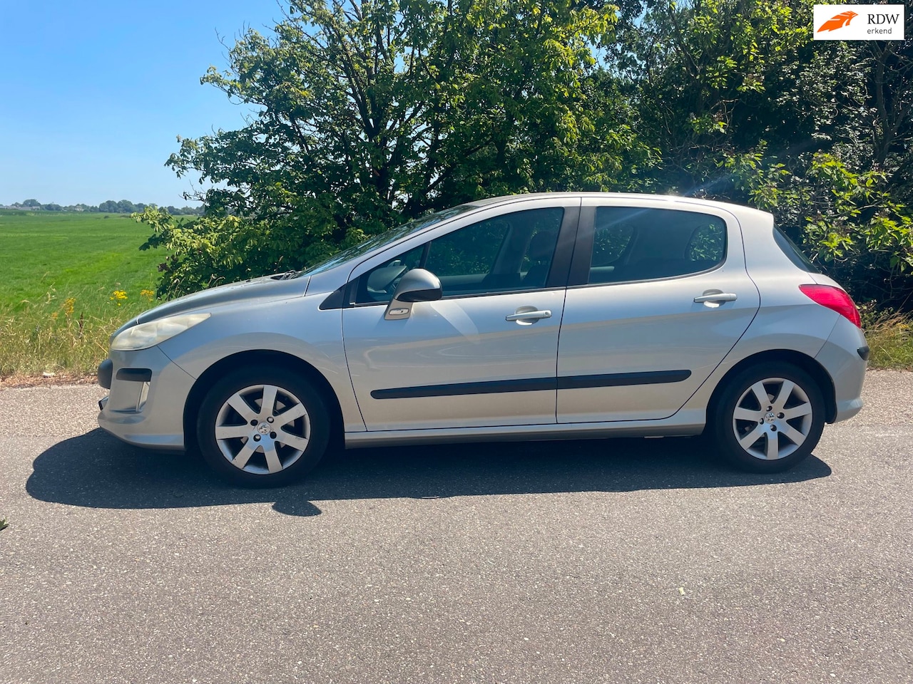 Peugeot 308 - 1.6 VTi Blue Lease 5 deurs - AutoWereld.nl