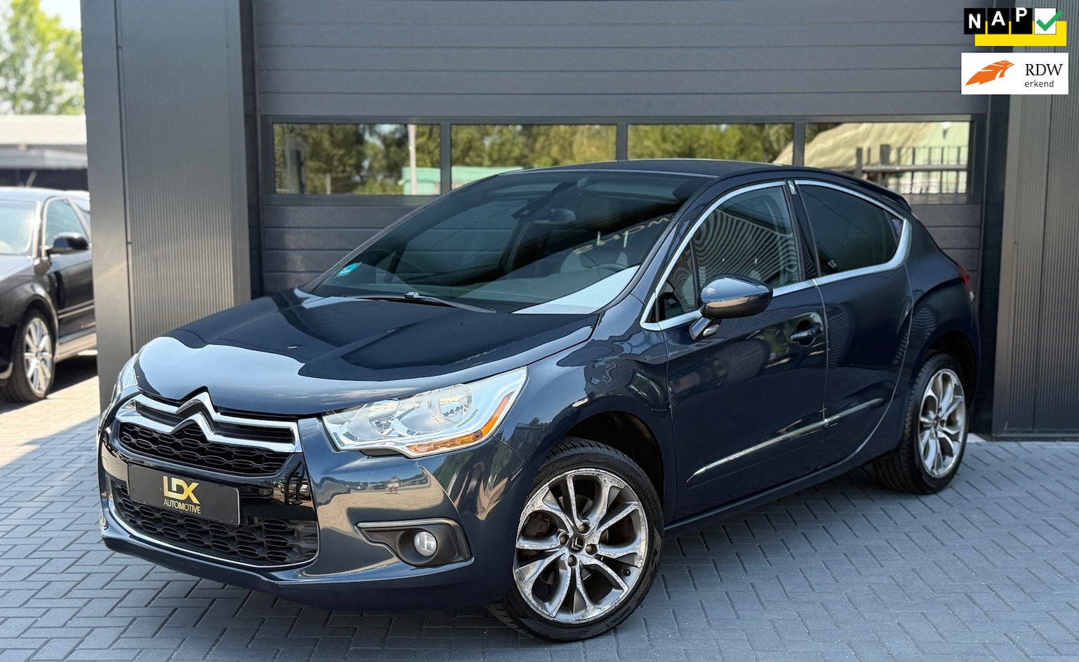 Citroën DS4 - 1.6 THP So Chic|Automaat|stoelverwarming|Cruise|airco - AutoWereld.nl