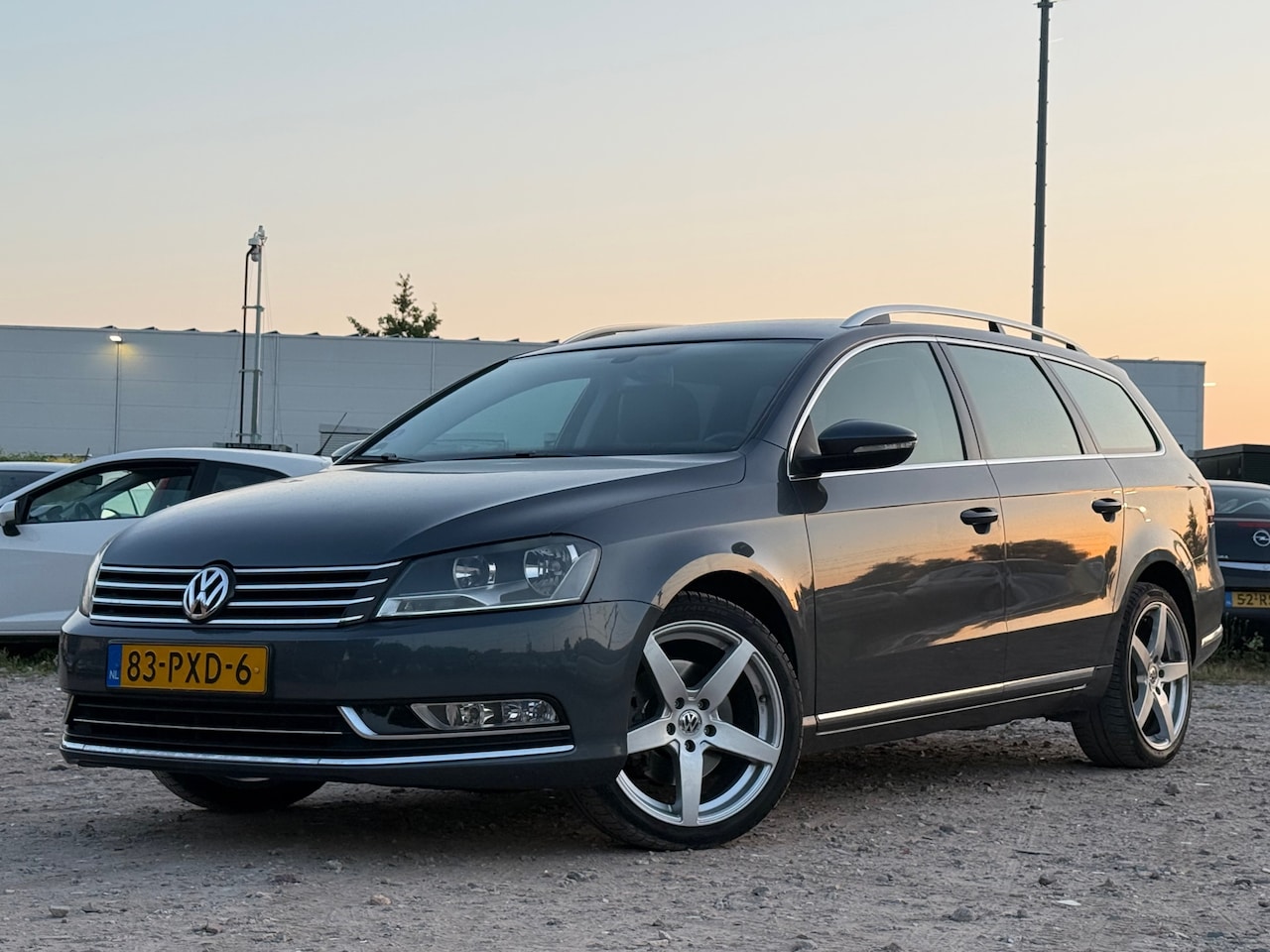 Volkswagen Passat Variant - 1.4 TSI Highline BlueMotion/AUTOMAAT - AutoWereld.nl