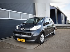 Peugeot 107 - 1.0-12V XR