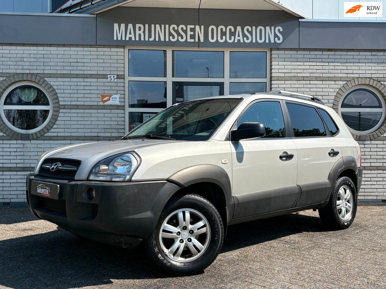 Hyundai Tucson - 2.0i Active |Airco|ElekPakket|Trekhk| - AutoWereld.nl