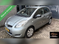 Toyota Yaris - 1.3 VVTi Comfort