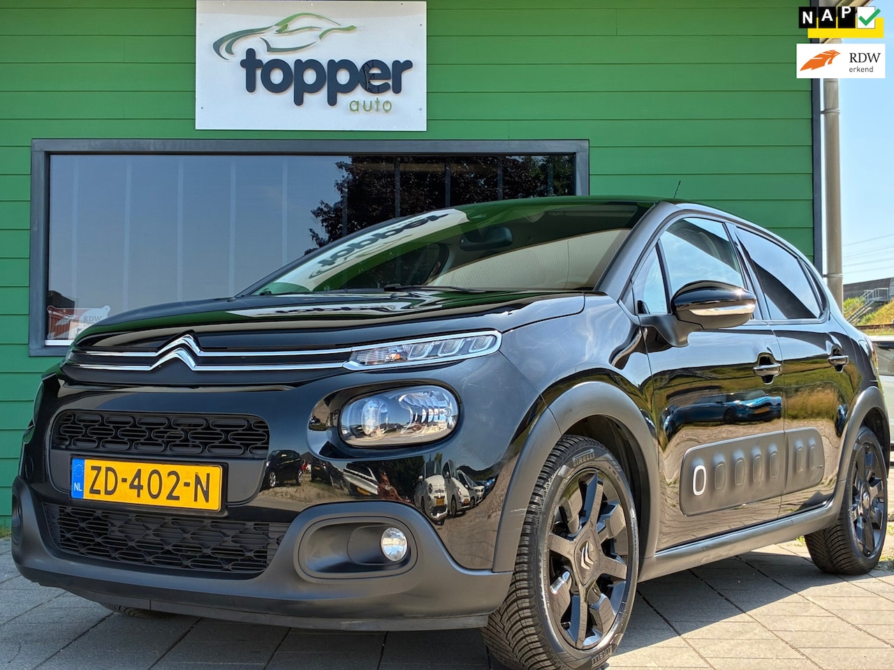 Citroën C3 - 1.2 PureTech S&S Shine|2e Eigenaar|Navigatie|Camera|CruiseControl|ClimatrControl| - AutoWereld.nl