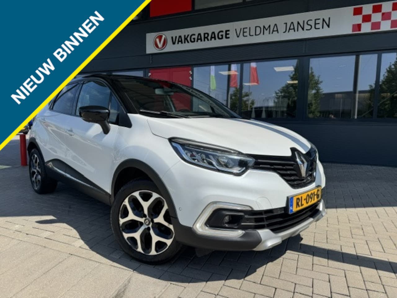 Renault Captur - 0.9 TCe INTENS + ECC/CAMERA/PDC/LMV - AutoWereld.nl
