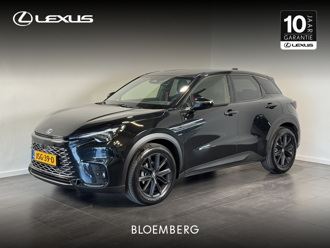 Lexus LBX - 35th Edition + Advanced Pack | Mark Levinson | Head-up display | Stoelgeheugen | - AutoWereld.nl