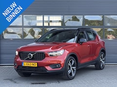 Volvo XC40 - 1.5 T3 R-DESIGN I WINTERPAKKET I HARMAN KARDON I P-CAMERA I LEDEREN BEKLEDING