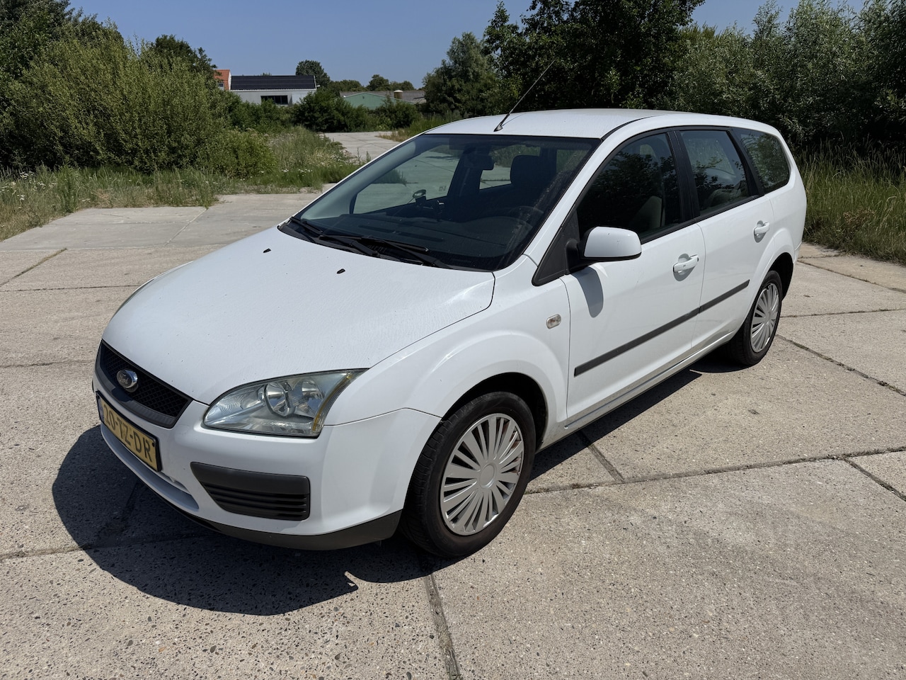 Ford Focus Wagon - 1.6-16V airco cruise control trekhaak - AutoWereld.nl