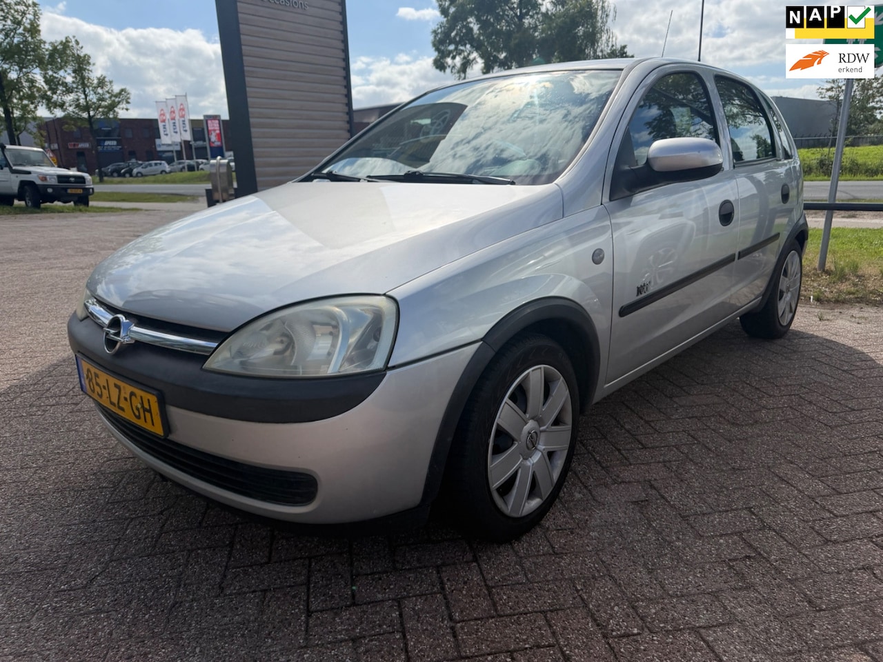 Opel Corsa - €1649,-1.2-16V Njoy Apk 06/2027 5drs INRUIL IS MOGELIJK - AutoWereld.nl