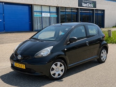 Toyota Aygo - 1.0-12V 5-Deurs IJskoude Airco CarPlay Navigatie