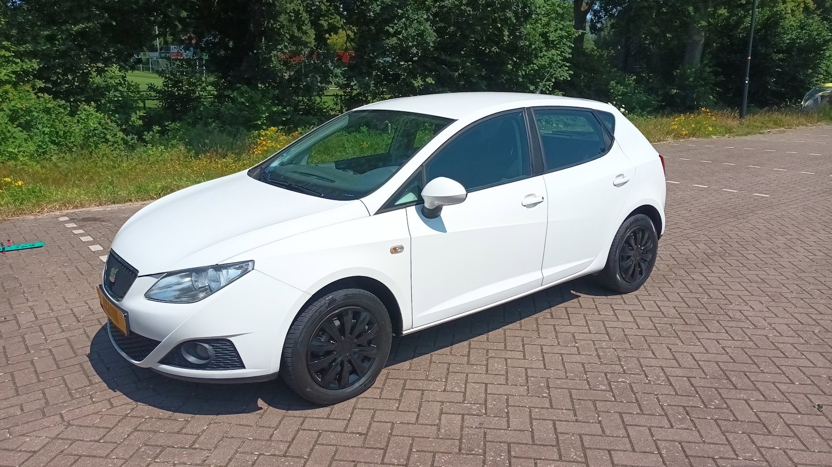 SEAT Ibiza - 1.4 Airco / Cruise control - AutoWereld.nl