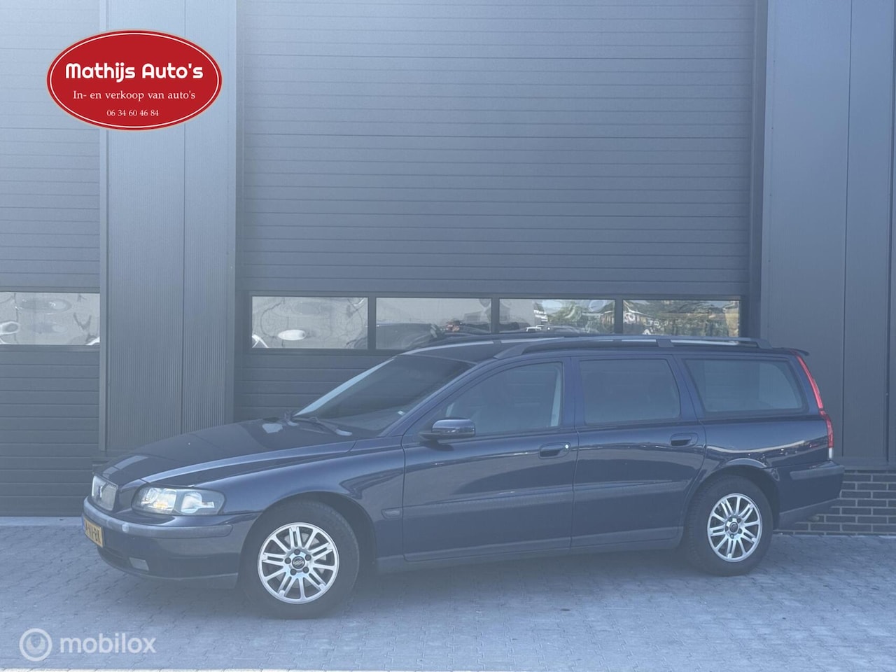 Volvo V70 - 2.4 nette staat voor zijn km’s. Apk 11-26 - AutoWereld.nl