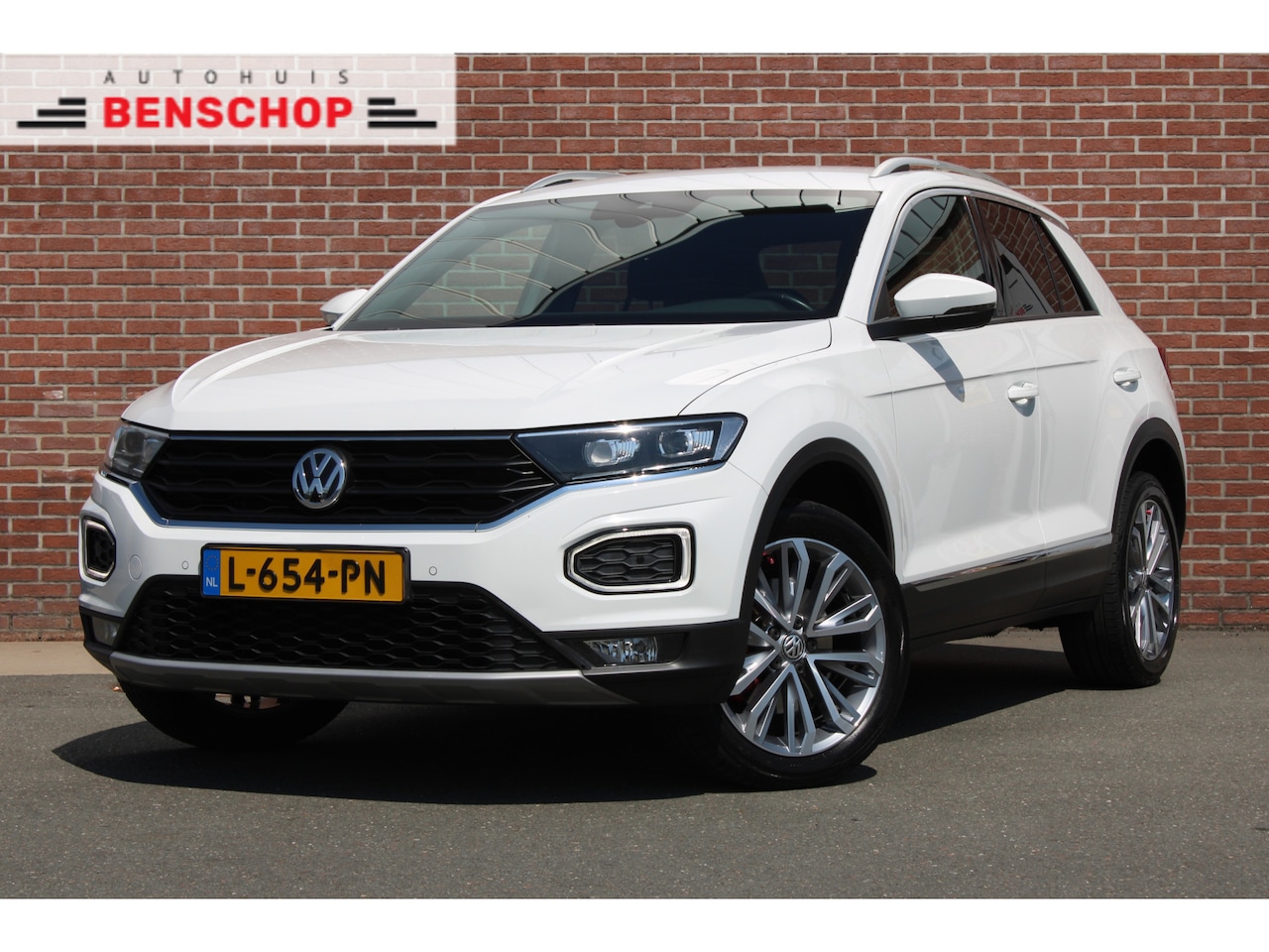 Volkswagen T-Roc - 1.5 TSI 150PK Sport Business R |LED|ACC|18-INCH|STOELVERWARMING| - AutoWereld.nl