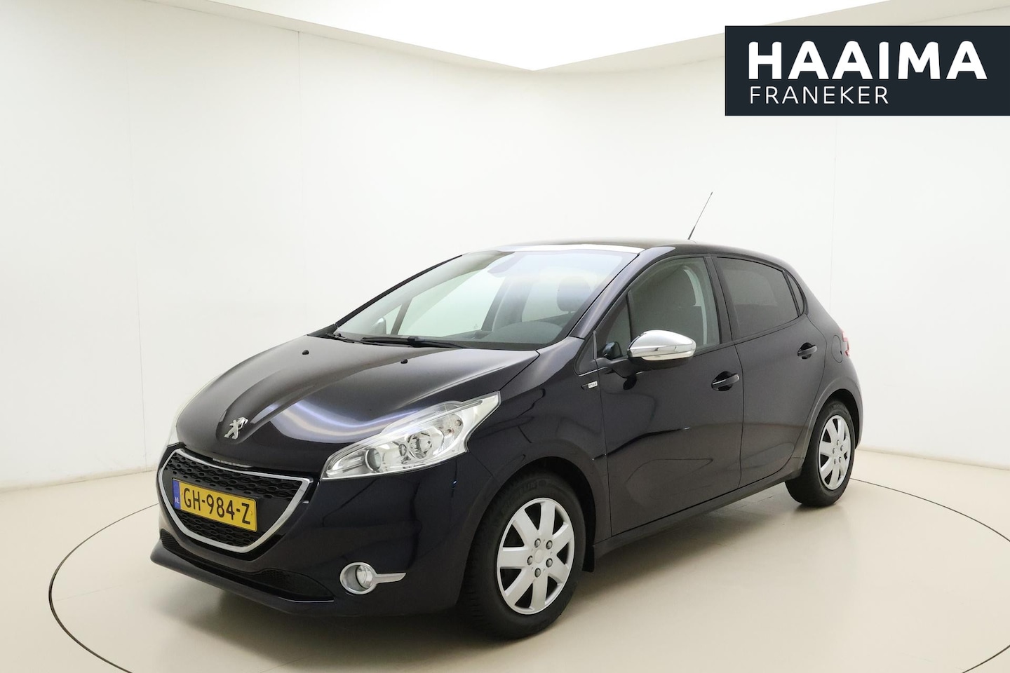 Peugeot 208 - 1.2 PureTech Style Pack Plus 81pk | 5 Deurs | Navigatie | Panoramadak | Cruise Control | C - AutoWereld.nl