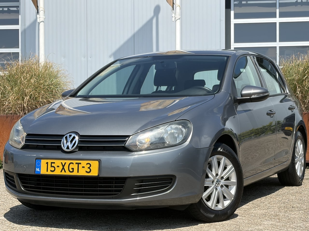 Volkswagen Golf - 1.2 TSI Comfortline BlueMotion 105 PK | Apple carplay/ Android | Cruise Control | Electron - AutoWereld.nl