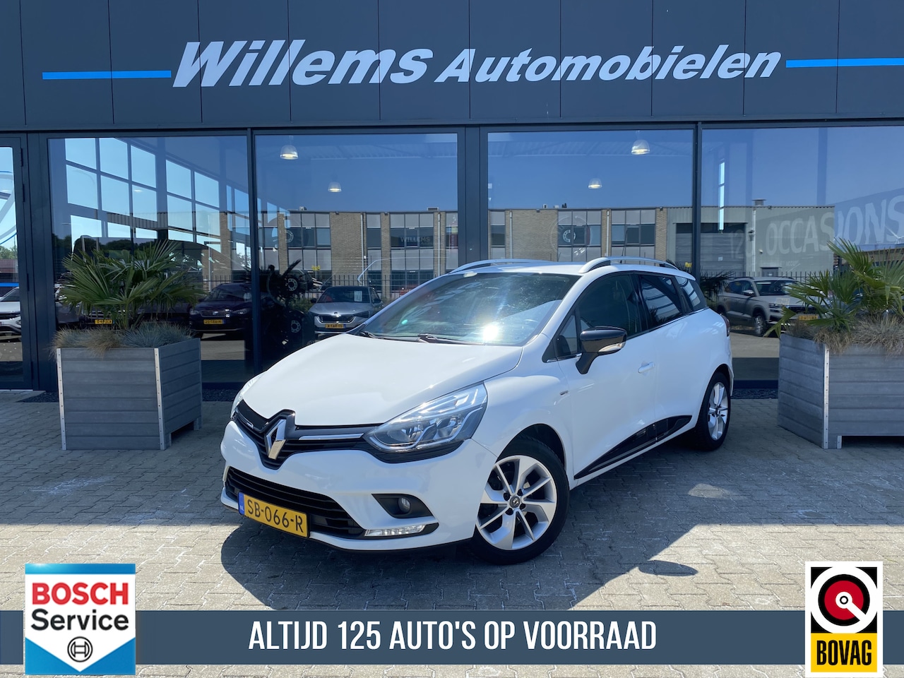 Renault Clio Estate - 0.9 TCe Limited Cruise Control, Airco & Navigatie - AutoWereld.nl