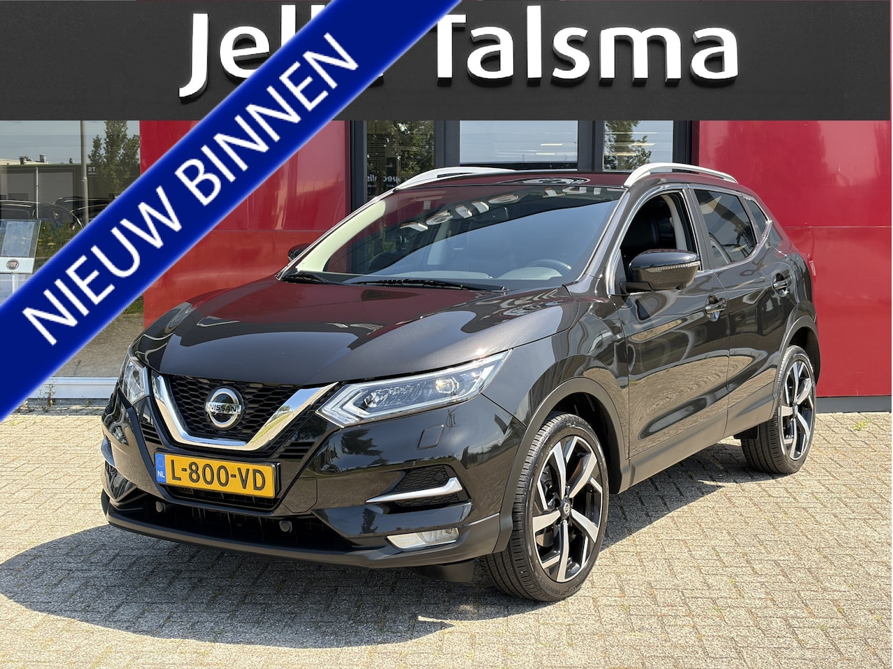 Nissan Qashqai - 1.3 DIG-T Premium Edition | Leren bekleding | Camera | Trekhaak - AutoWereld.nl