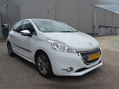 Peugeot 208 - 1.6 e-HDi Allure bj13 airco elec pak