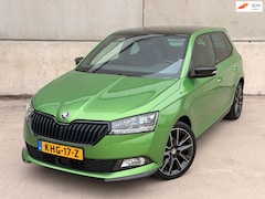 Skoda Fabia - 1.0 TSI Monte Carlo Pano LED CarPlay 17' Stoelverwarming
