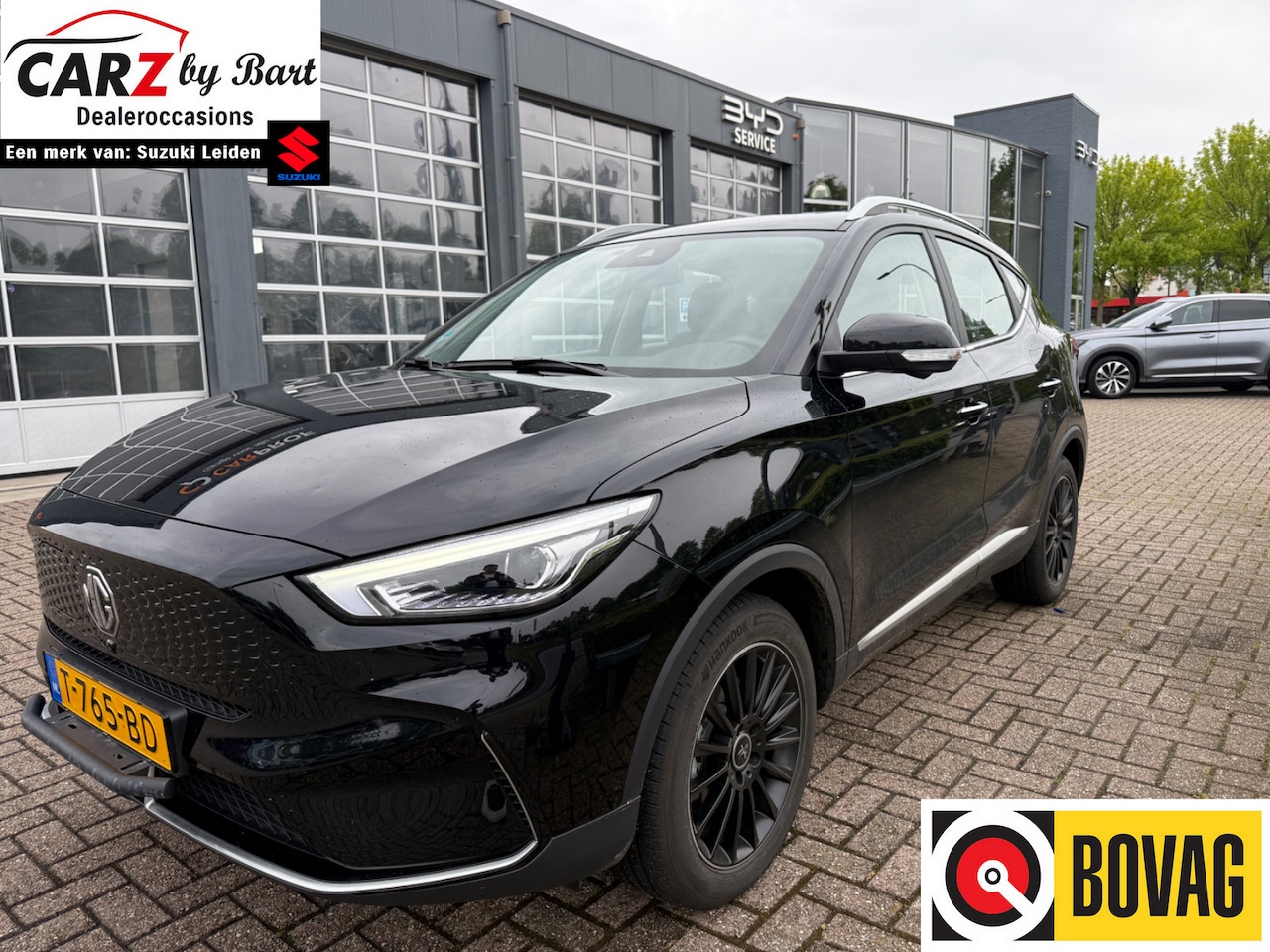 MG ZS - LONG RANGE LUXURY 70 kWh Trekhaak | Open dak | Leder | 360 Camera - AutoWereld.nl