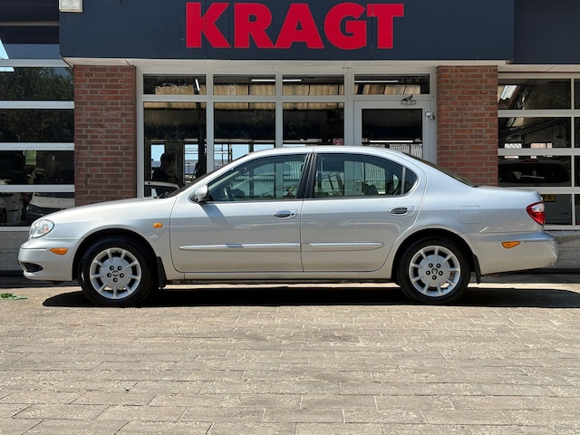 nissan-maxima-qx-elegance-2-0-v6-koude-airco-lichtmetaal-nap-nette-auto.jpg