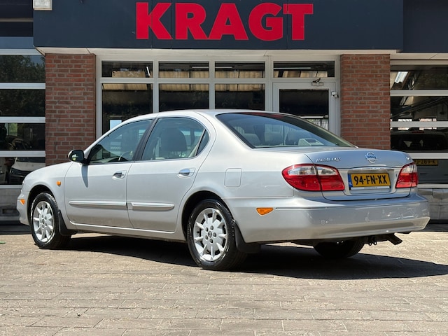nissan-maxima-qx-elegance-2-0-v6-koude-airco-lichtmetaal-nap-nette-auto.jpg