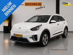 Kia e-Niro - DynamicPlusLine 64 kWh Navigatiesysteem | Open dak | Parkeersensoren |Stoelverwarming | Le