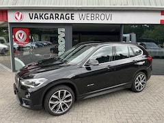 BMW X1 - sDrive20i Executive Automaat Beurt Nederlands Trekhaak