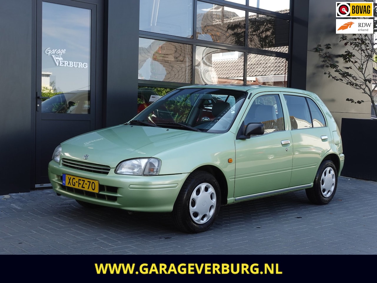 Toyota Starlet - 1.3 16V GLi 5drs UNIEK ! (Elektrische ramen,stuurbekrachtiging,zonnedak,Trekhaak) -- 126.9 - AutoWereld.nl