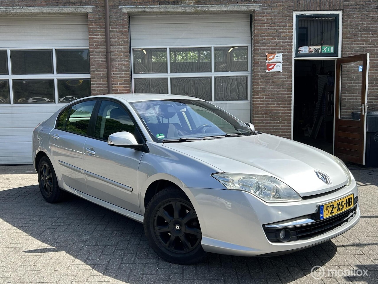 Renault Laguna - 2.0 16V Dynamique | Clima | Cruise | Trekhaak - AutoWereld.nl
