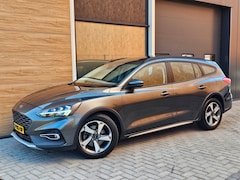 Ford Focus Wagon - 1.0 EcoBoost Active Business Pano Trekhaak Camera LED Keyless
