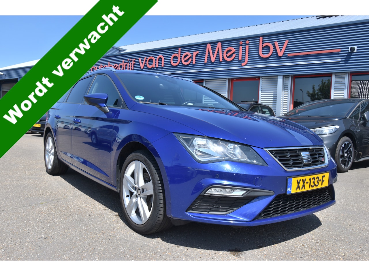 SEAT Leon ST - 1.0 TSI FR Business Intense , CLIMATR , CR CONTR , NAVI , PDC V+A  ,  LMV17 , ZWARTE HEMEL - AutoWereld.nl