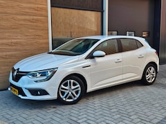 Renault Mégane - 1.2 TCe Zen Navi Cruise PDC Bluetooth