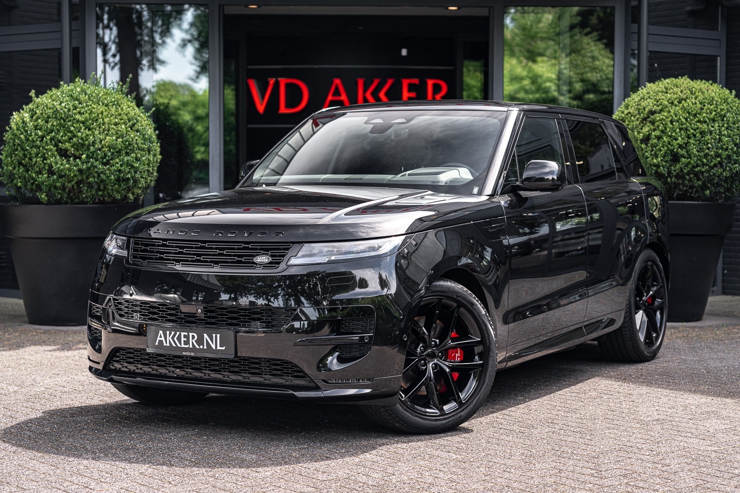 Land Rover Range Rover Sport - LANDROVER P510E First Edition | Vierwielsturing | Stoelkoeling | Black Pack | Head-up | Pa - AutoWereld.nl