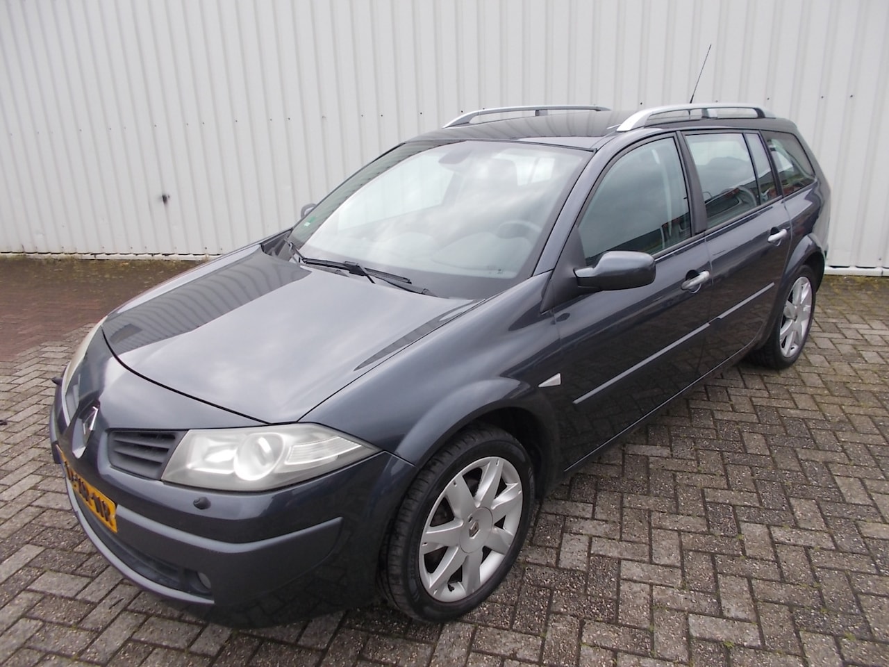 Renault Mégane Grand Tour - 2.0-16V Tech Line 2.0-16V Tech Line ( APK KEURING BIJ AFLEVERING! ) - AutoWereld.nl