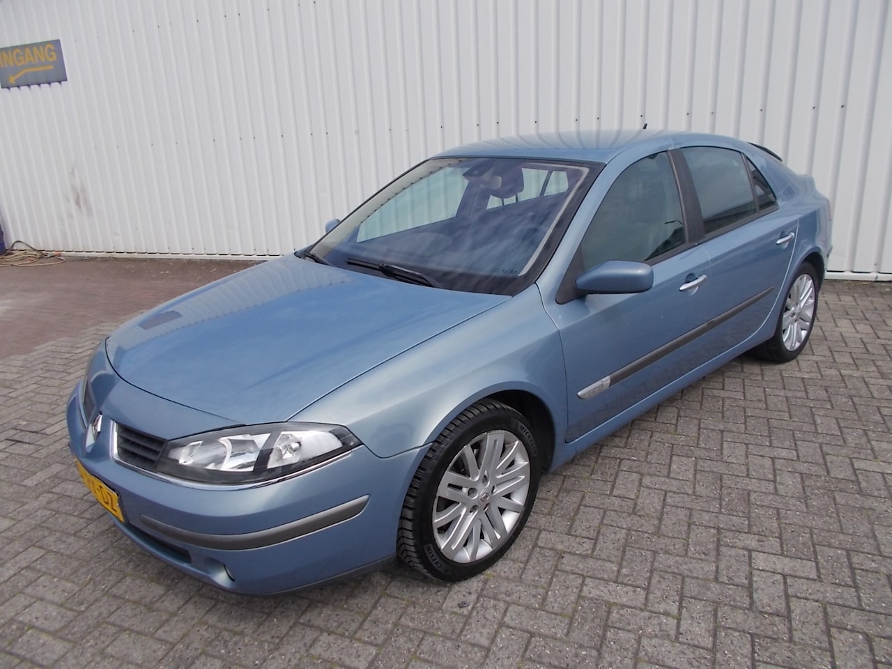 Renault Laguna - 2.0-16V Privilège 2.0-16V Privilège ( APK KEURING BIJ AFLEVERING! ) - AutoWereld.nl