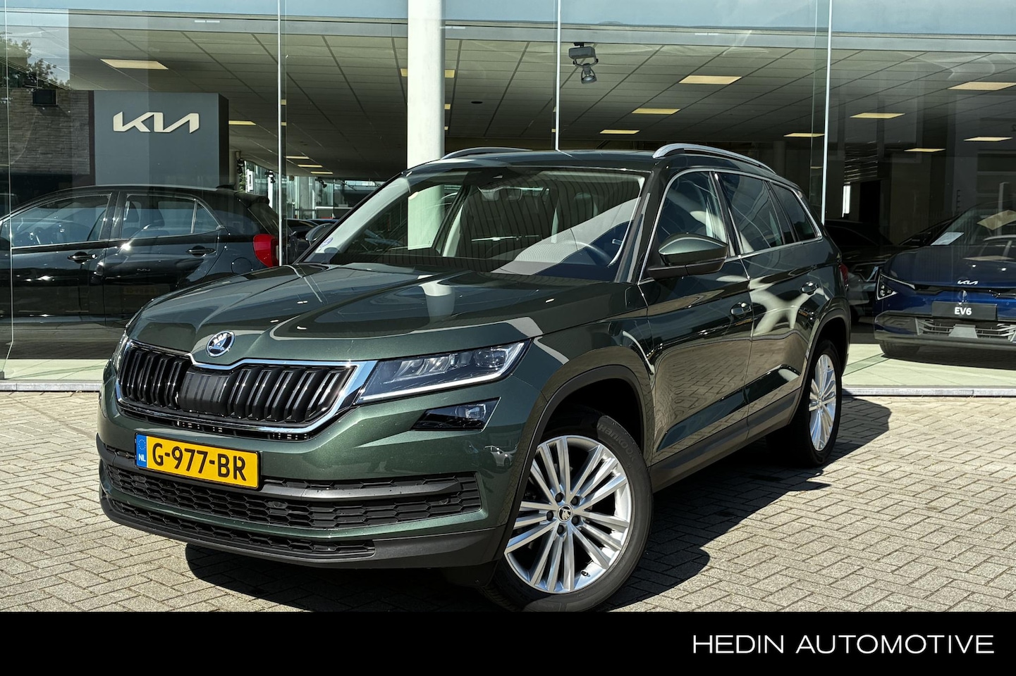 Skoda Kodiaq - 1.5 TSI Business Edition | Panorama dak | Camera | Navigatie | Carplay / Android auto | - AutoWereld.nl