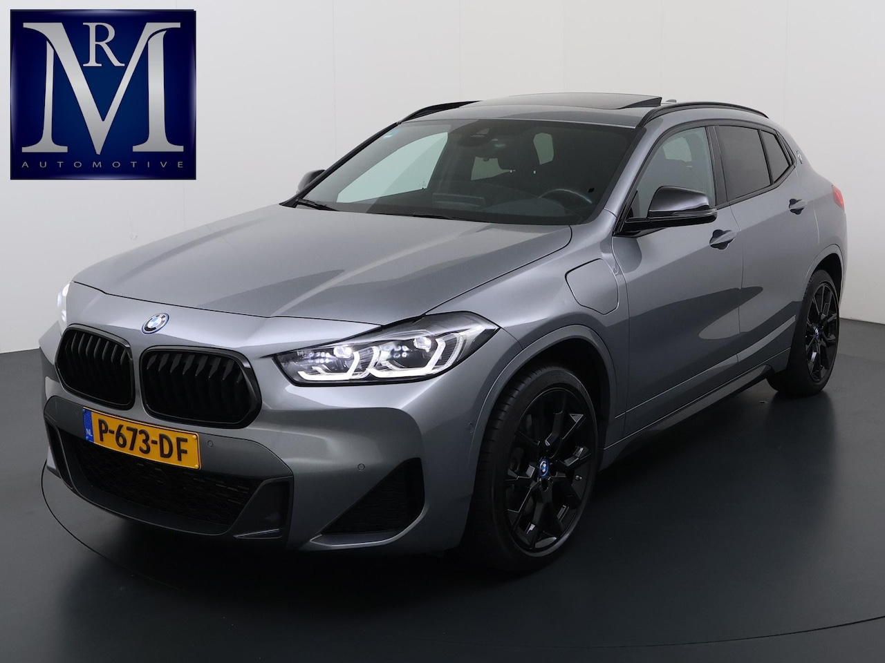 BMW X2 - xDrive25e M SPORT Business Edition Plus BOMVOL | PHEV| PANO| NAP| STOEL + STUURVERWARMING| - AutoWereld.nl