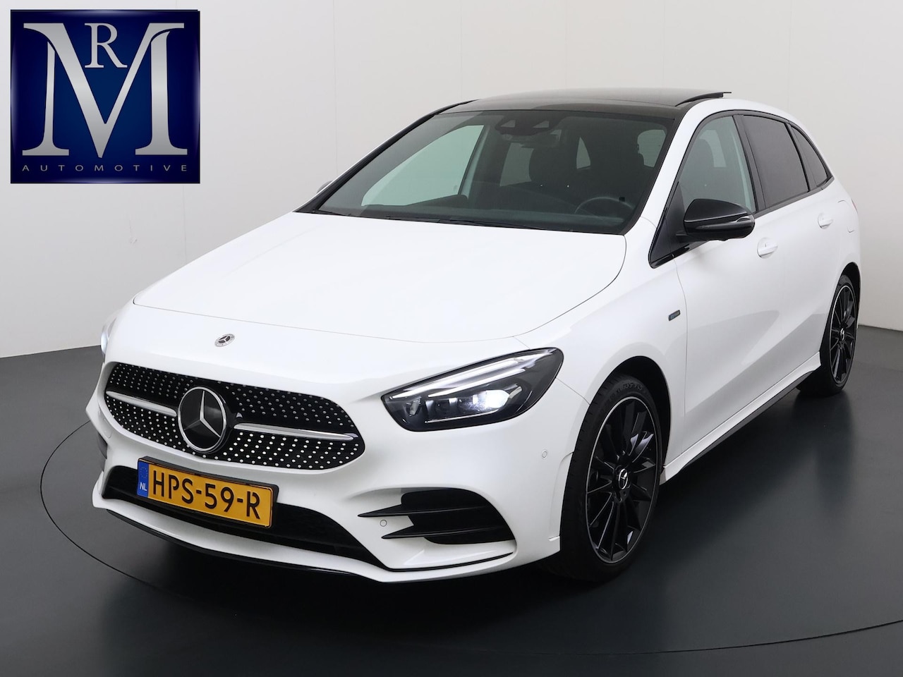 Mercedes-Benz B-klasse - 250 e Business Solution AMG Limited VAN: 30.900,- VOOR: 28.877,- UW WKVOORDEEL: 2.023-  | - AutoWereld.nl