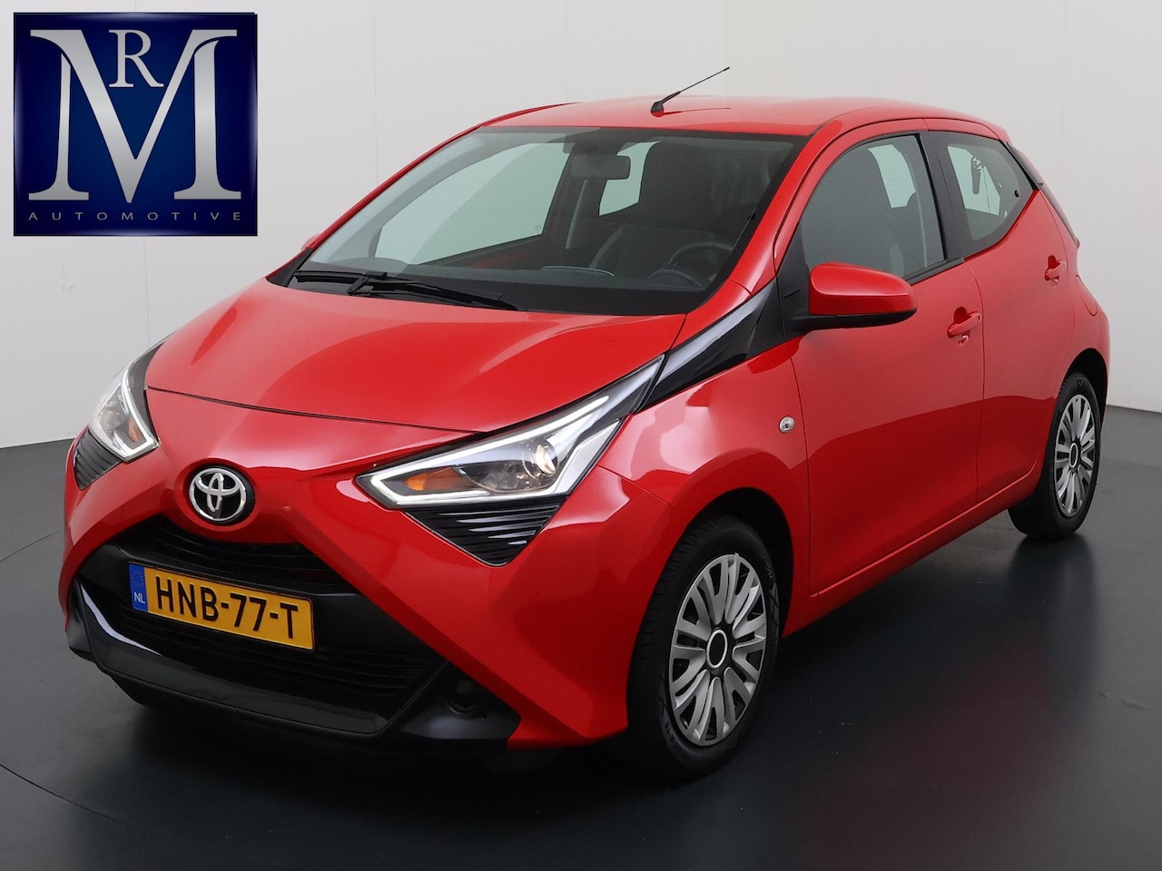 Toyota Aygo - 1.0 VVT-i x-play AUTOMAAT | APPLE CARPLAY / ANDROID AUTO | CAMERA | AIRCO | ONDERHOUD UITG - AutoWereld.nl