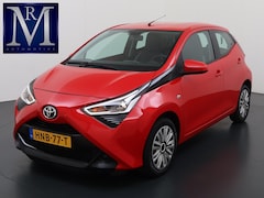 Toyota Aygo - 1.0 VVT-i x-play AUTOMAAT | APPLE CARPLAY / ANDROID AUTO | CAMERA | AIRCO | ONDERHOUD UITG