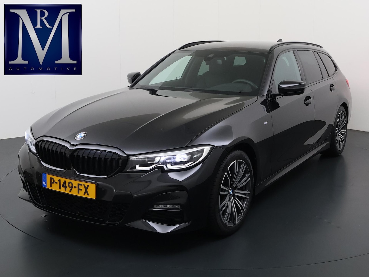 BMW 3-serie Touring - 318i High Executive Edition M-SPORT| Afneembare trekhaak | Stoelverwarming | Origineel Ned - AutoWereld.nl